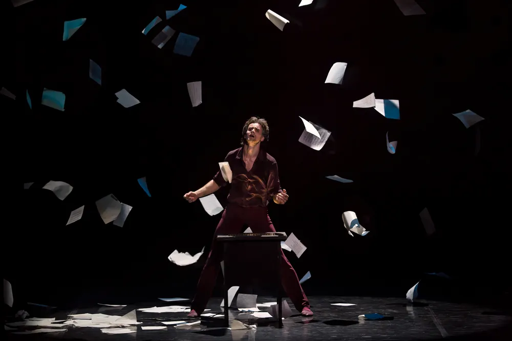 Onegin Story Scene